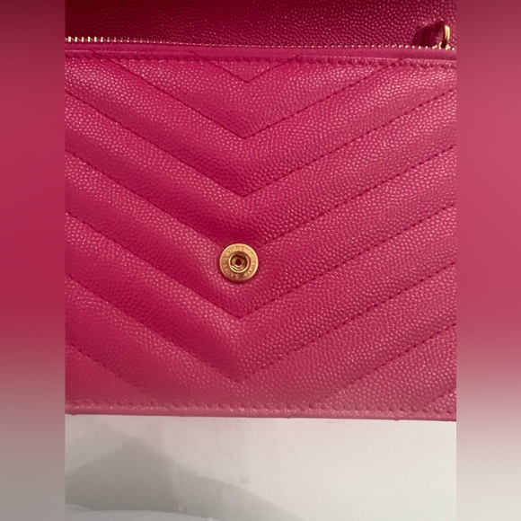 CASSANDRE MATELASSÉ CHAIN WALLET IN GRAIN DE POUDRE EMBOSSED LEATHER - Picture 3 of 5